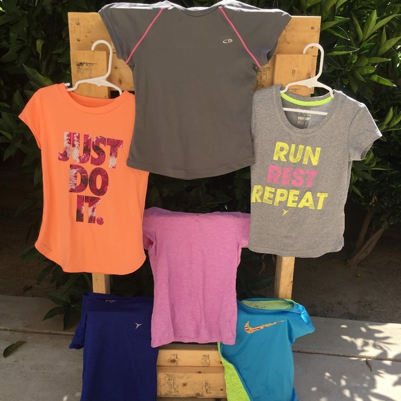 Nike Other - Athletic shirt bundle